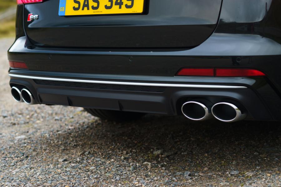 Детали экстерьера Audi S6 Avant TDI (C8) 2019 года  (UK) (фото 7 из 42)